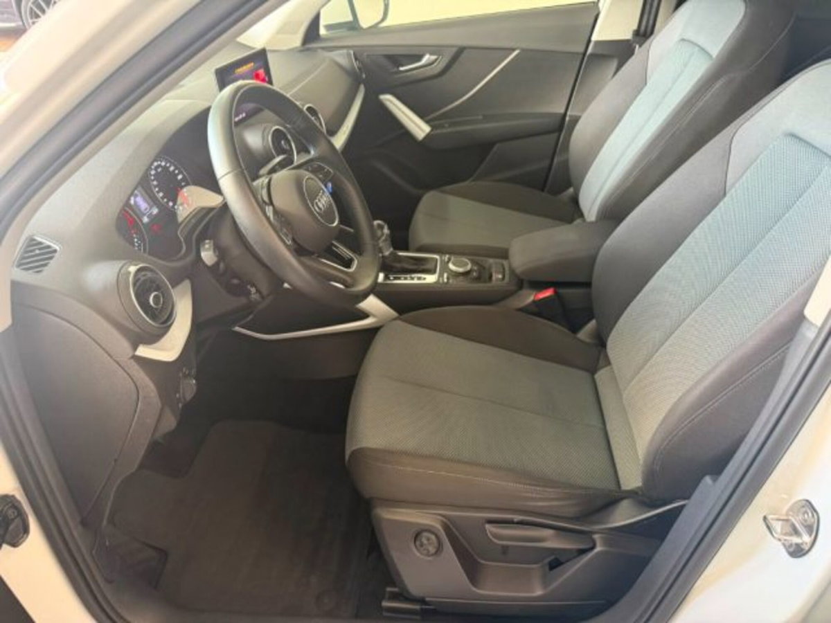 Audi Q2 Q2 35 TFSI (14)