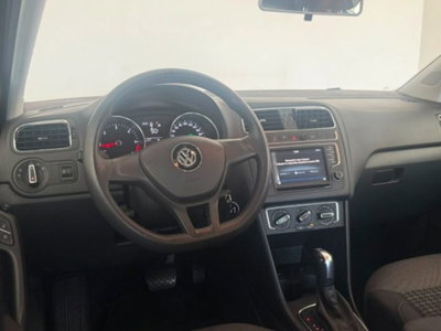Volkswagen Polo 1.4 TDI 90 CV DSG 5p. Highline BlueMotion Technology (13)