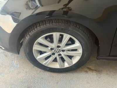 Volkswagen Polo 1.4 TDI 90 CV DSG 5p. Highline BlueMotion Technology (14)