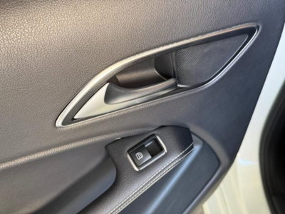 Mercedes-Benz Classe A 180 d Premium (17)
