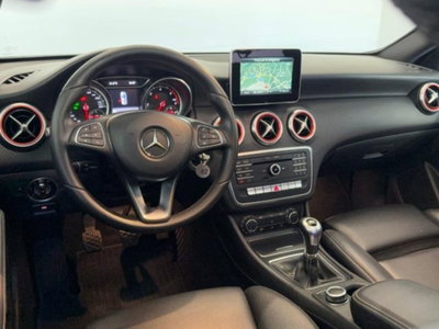 Mercedes-Benz Classe A 180 d Premium (19)