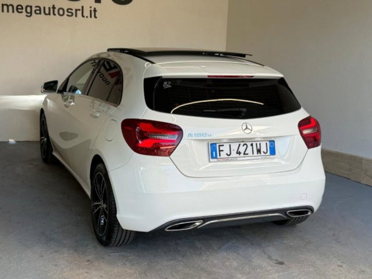 Mercedes-Benz Classe A 180 d Premium (5)