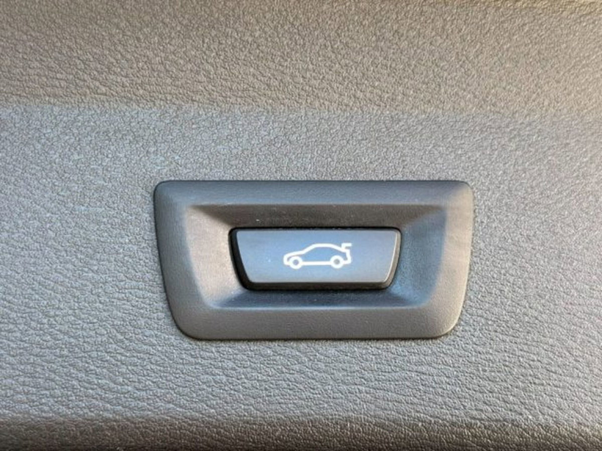 BMW X1 xDrive18d xLine Plus (7)