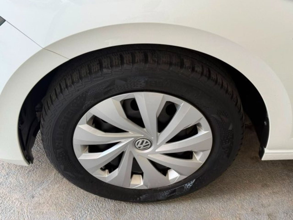 Volkswagen Polo 1.0 MPI 5p. Trendline (4)