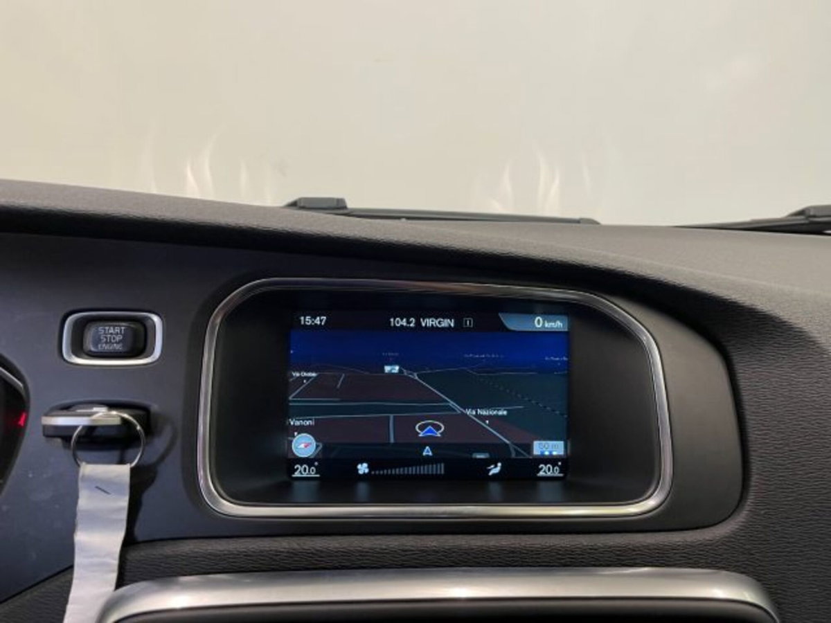 Volvo V40 D2 Geartronic Business (11)