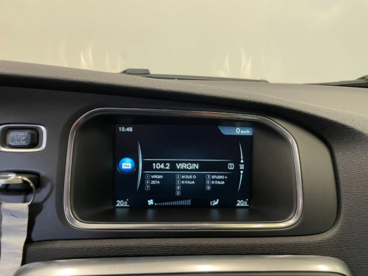 Volvo V40 D2 Geartronic Business (14)