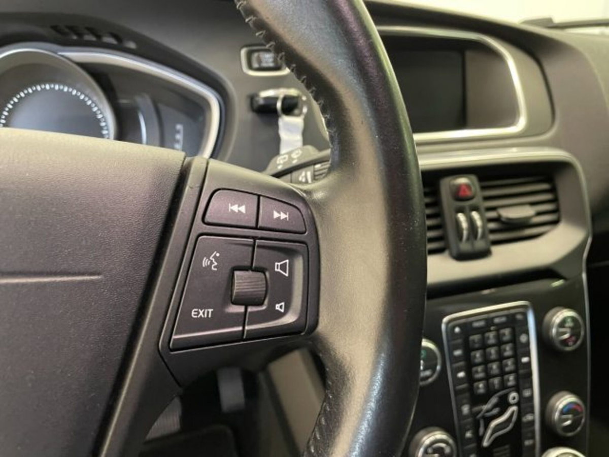 Volvo V40 D2 Geartronic Business (19)