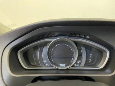 Volvo V40 D2 Geartronic Business (5)