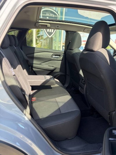 Nissan Qashqai 1.3 mhev N-Connecta 2wd 140cv (14)