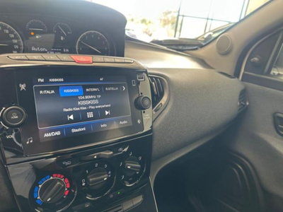 Lancia Ypsilon 1.0 FireFly 5 porte S&S Hybrid Ecochic Silver (17)