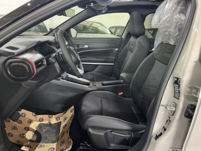 Jeep Avenger 1.2 turbo e-hybrid mhev Summit fwd 110cv edct6 (10)