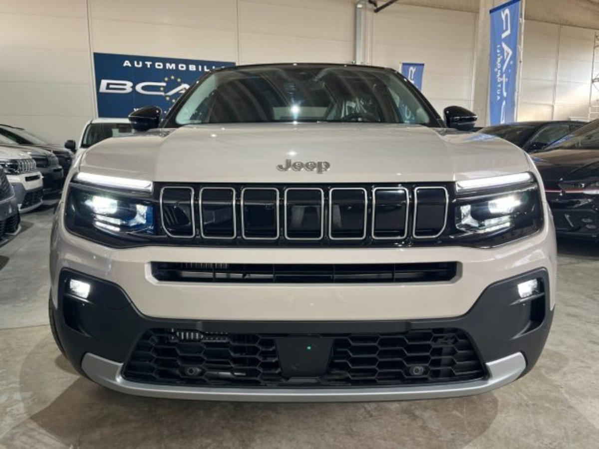 Jeep Avenger 1.2 turbo e-hybrid mhev Summit fwd 110cv edct6 (2)