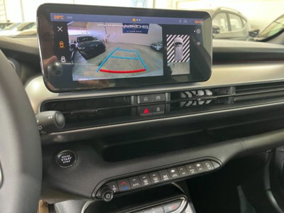Jeep Avenger 1.2 turbo e-hybrid mhev Summit fwd 110cv edct6 (11)