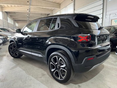 Jeep Avenger 1.2 turbo e-hybrid mhev Summit fwd 110cv edct6 (5)