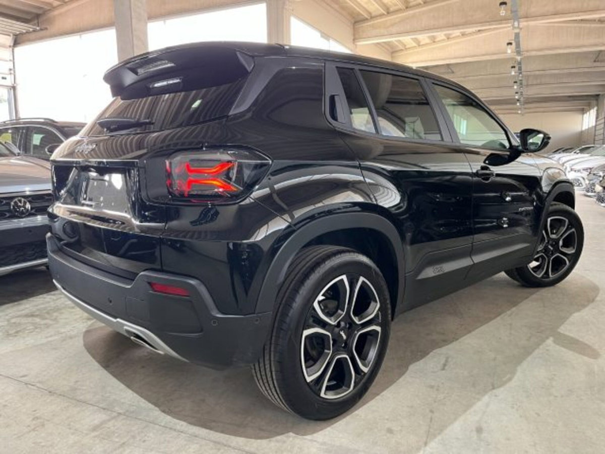 Jeep Avenger 1.2 turbo e-hybrid mhev Summit fwd 110cv edct6 (7)