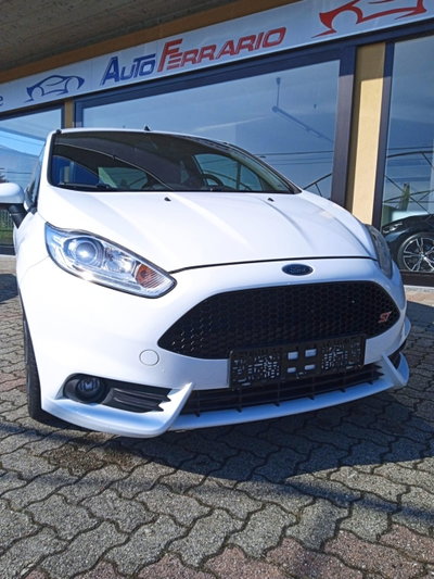 Ford Fiesta 1.6 182 CV 5 porte ST (2)