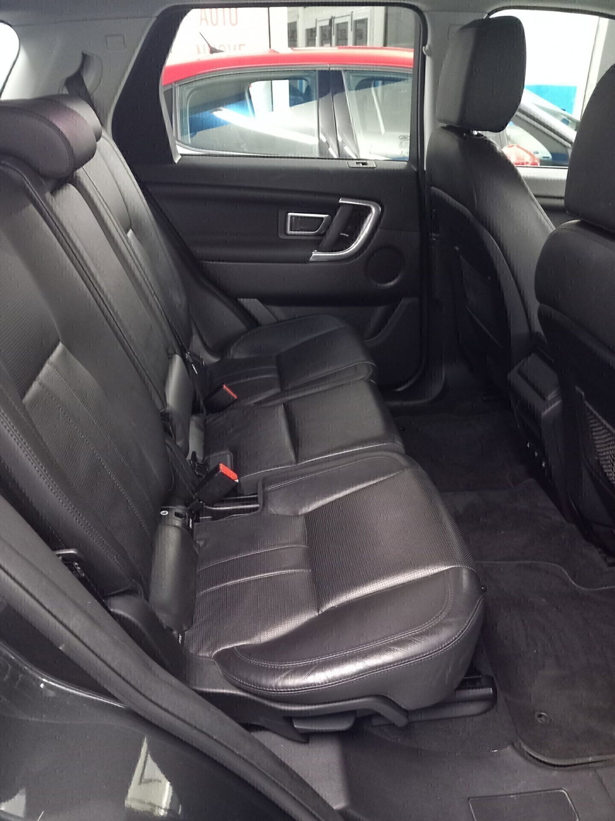 Land Rover Discovery Sport 2.0 TD4 150 CV Pure (19)