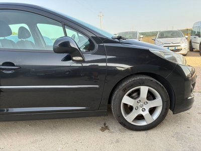 Peugeot 207 8V HDi 93CV 3p. XS (11)