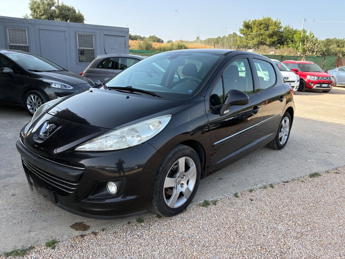 Peugeot 207 8V HDi 93CV 3p. XS (2)