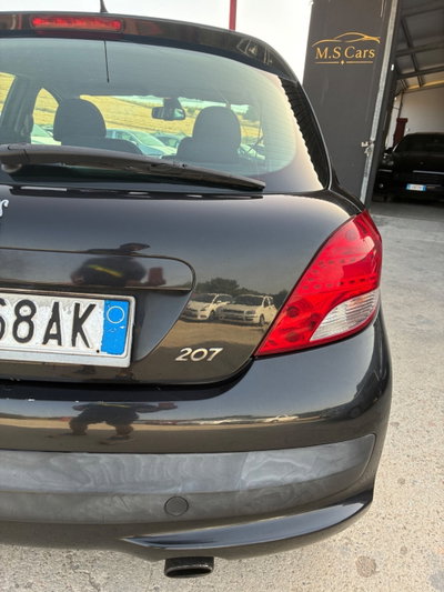 Peugeot 207 8V HDi 93CV 3p. XS (5)