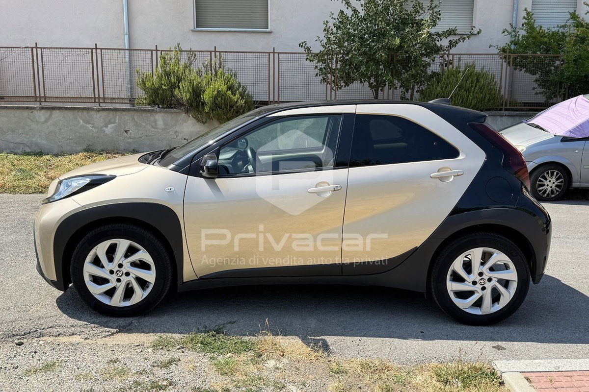Toyota Aygo X 1.0 VVT-i 72 CV 5 porte Limited S-CVT (8)