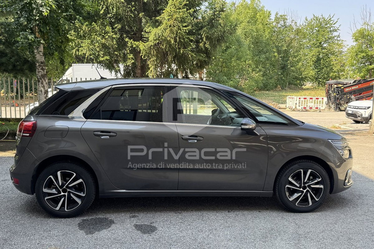 Citroen C4 Picasso BlueHDi 120 S&S Live (4)