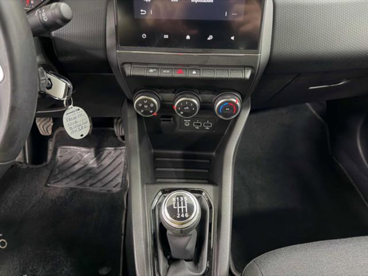 Renault Clio Blue dCi 100 CV 5 porte Business (11)