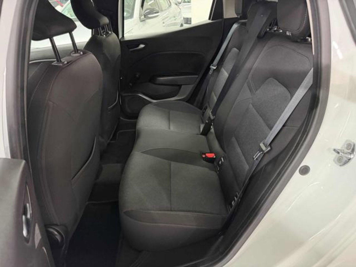 Renault Clio Blue dCi 100 CV 5 porte Business (7)