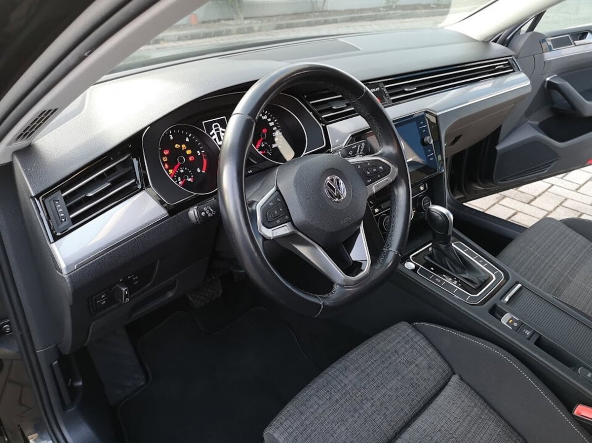 Volkswagen Passat Variant 2.0 TDI SCR EVO DSG Business (14)