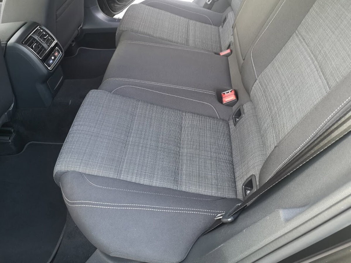 Volkswagen Passat Variant 2.0 TDI SCR EVO DSG Business (18)