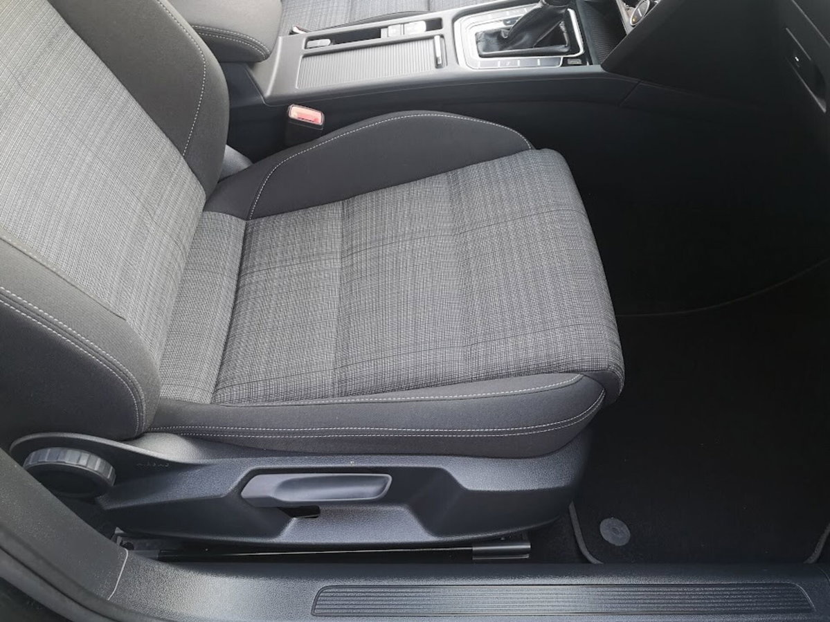 Volkswagen Passat Variant 2.0 TDI SCR EVO DSG Business (19)