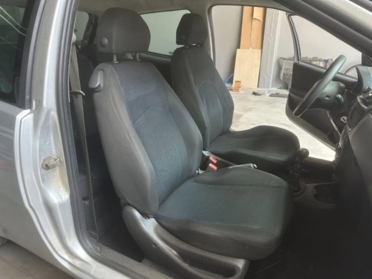 Fiat Punto Classic 1.2 3 porte (7)