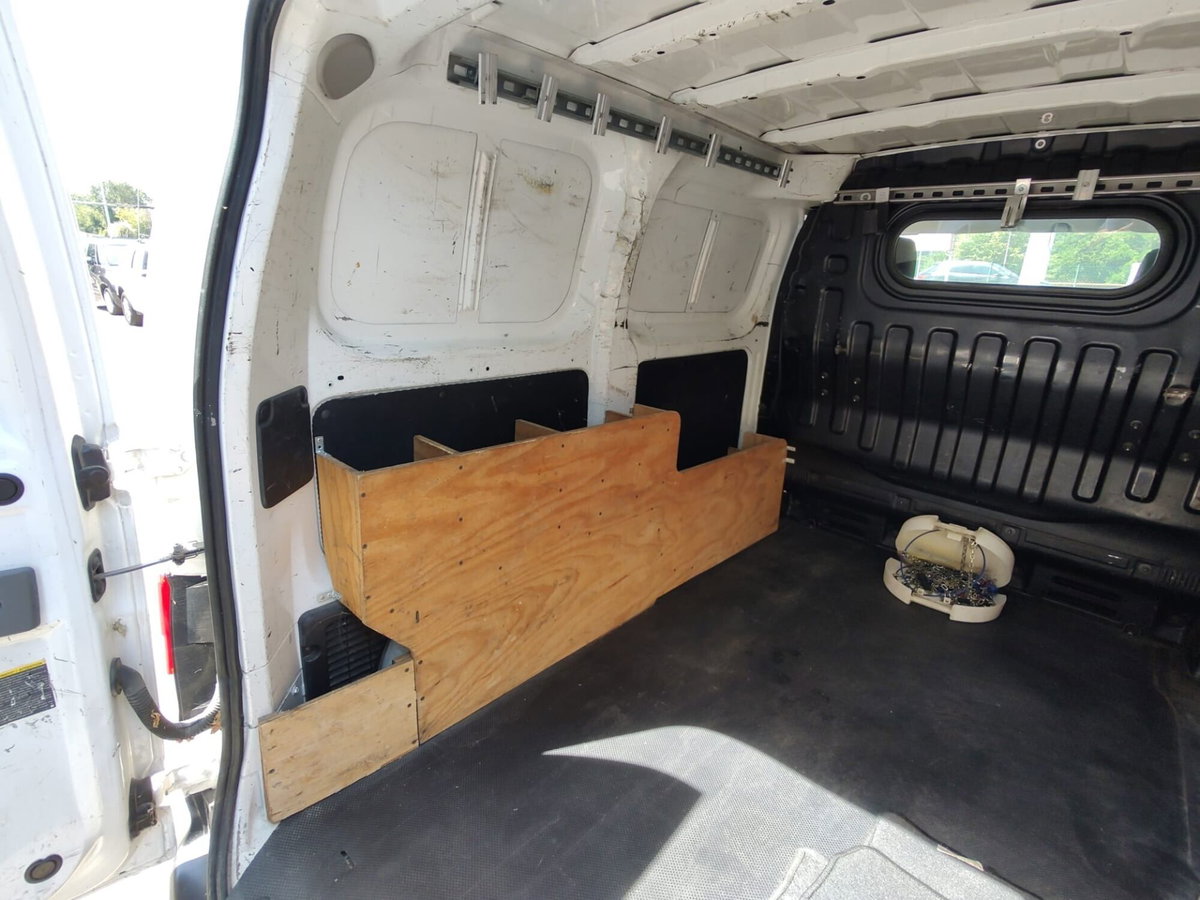 Nissan NV200 1.5 dCi 110CV Bus (13)