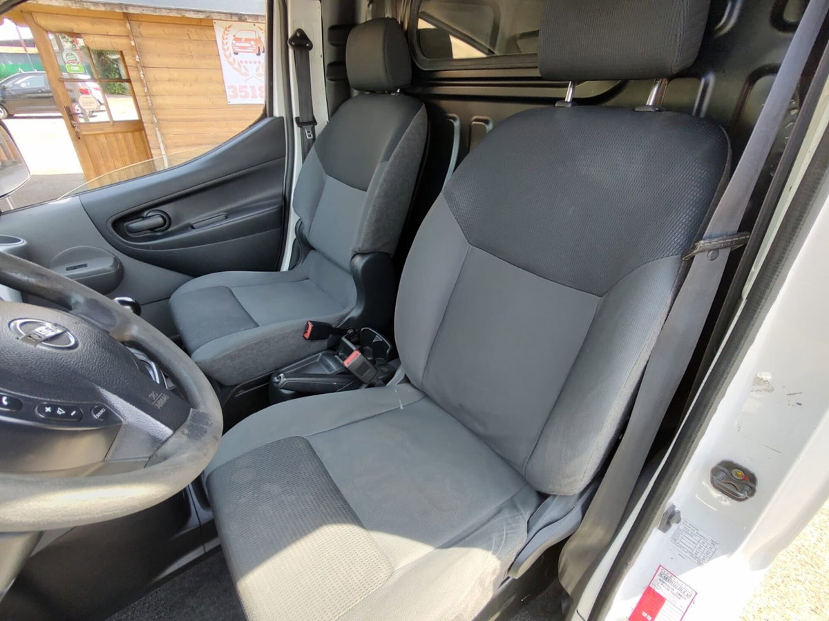 Nissan NV200 1.5 dCi 110CV Bus (18)