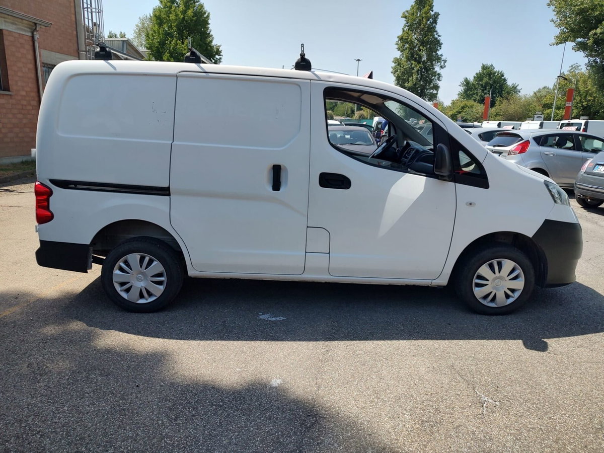 Nissan NV200 1.5 dCi 110CV Bus (6)