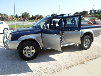Mitsubishi L200 2.5 TDI 4WD Double Cab Pick-up GL (11)