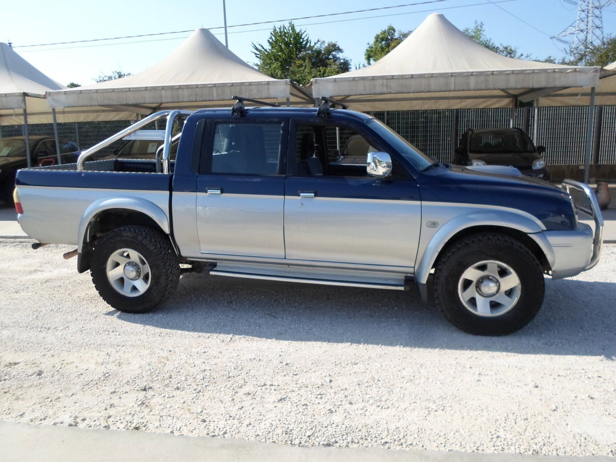 Mitsubishi L200 2.5 TDI 4WD Double Cab Pick-up GL (5)