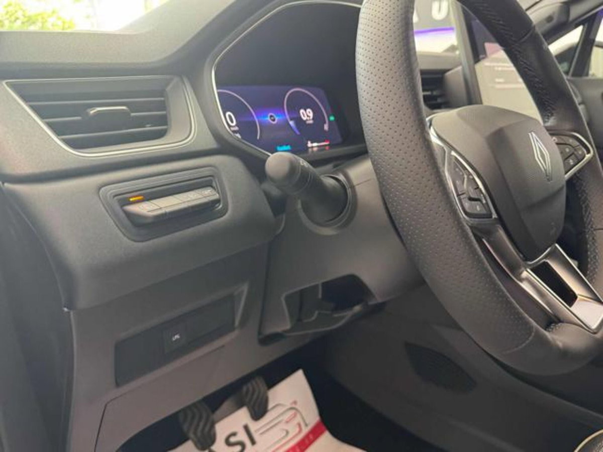 Renault Captur 1.2 eco-g Techno 120cv (15)