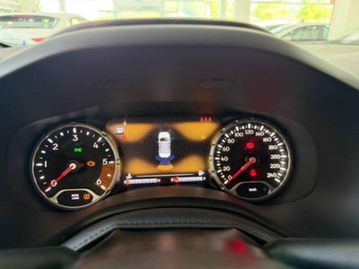 Jeep Renegade 1.6 Mjt 130 CV Limited (10)