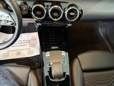 Mercedes-Benz Classe A Sedan 180 d Automatic 4p. Business (10)