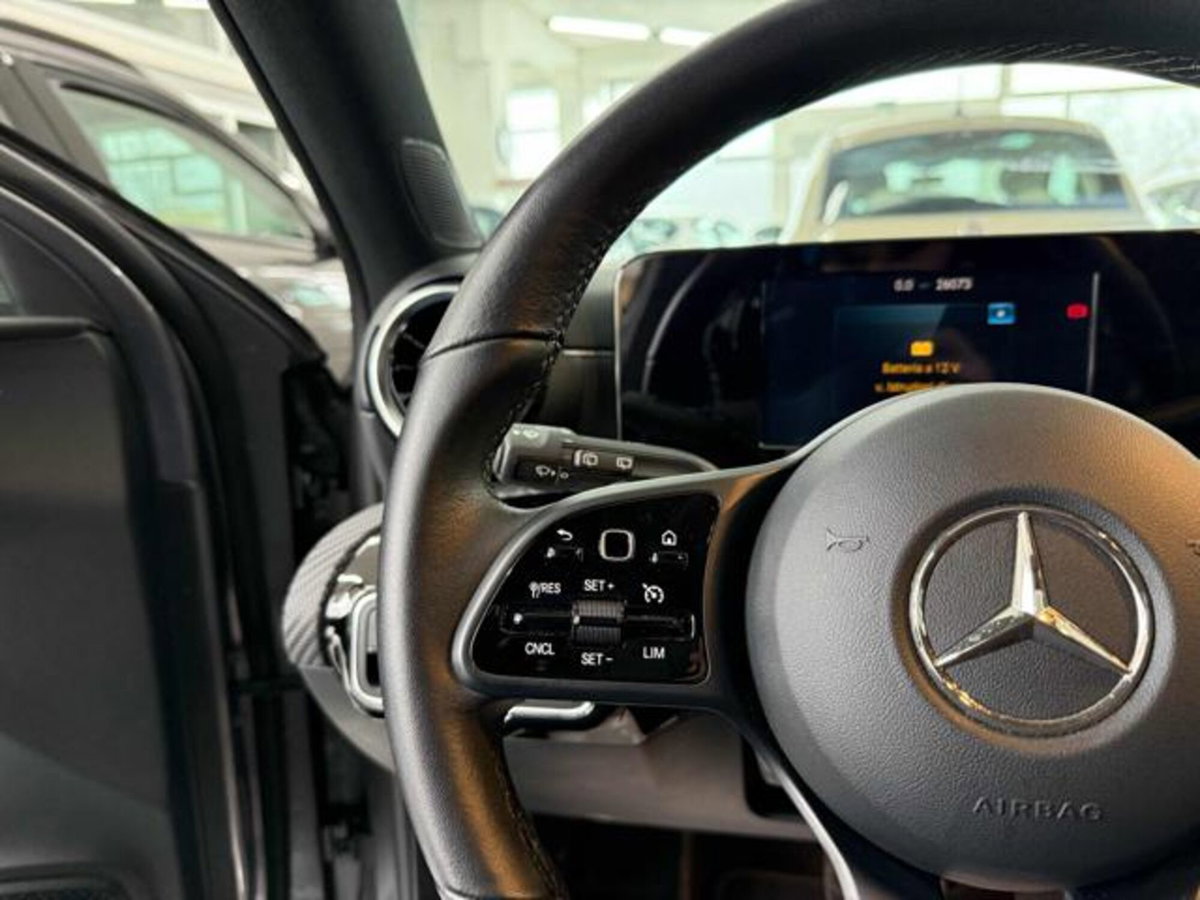 Mercedes-Benz Classe A Sedan 180 d Automatic 4p. Business (11)