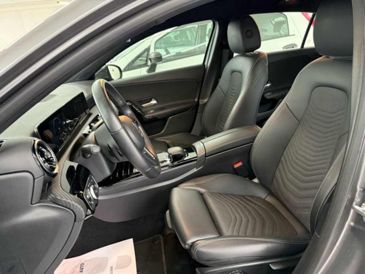 Mercedes-Benz Classe A Sedan 180 d Automatic 4p. Business (5)