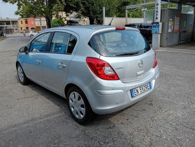 Opel Corsa 1.2 5 porte Edition (8)