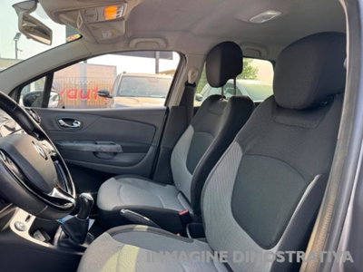 Renault Captur 1.5 dCi 8V 90 CV Start&Stop Energy R-Link (15)
