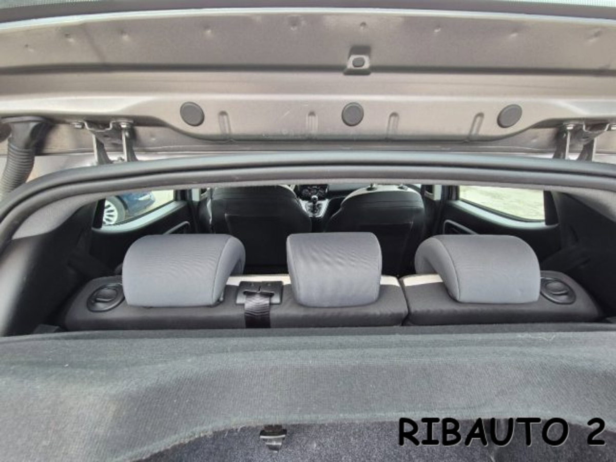 Lancia Ypsilon 1.2 69 CV 5 porte Elle (14)