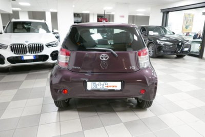 Toyota iQ 1.0 CVT Lounge (5)