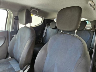 Lancia Ypsilon 1.2 69 CV 5 porte GPL Ecochic Gold (15)