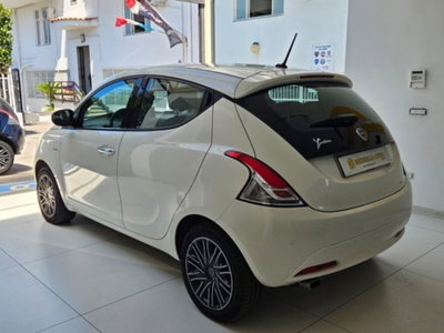 Lancia Ypsilon 1.2 69 CV 5 porte GPL Ecochic Gold (3)