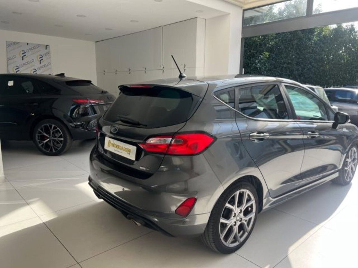 Ford Fiesta 1.0 Ecoboost Hybrid 125 CV 5 porte ST-Line X (18)