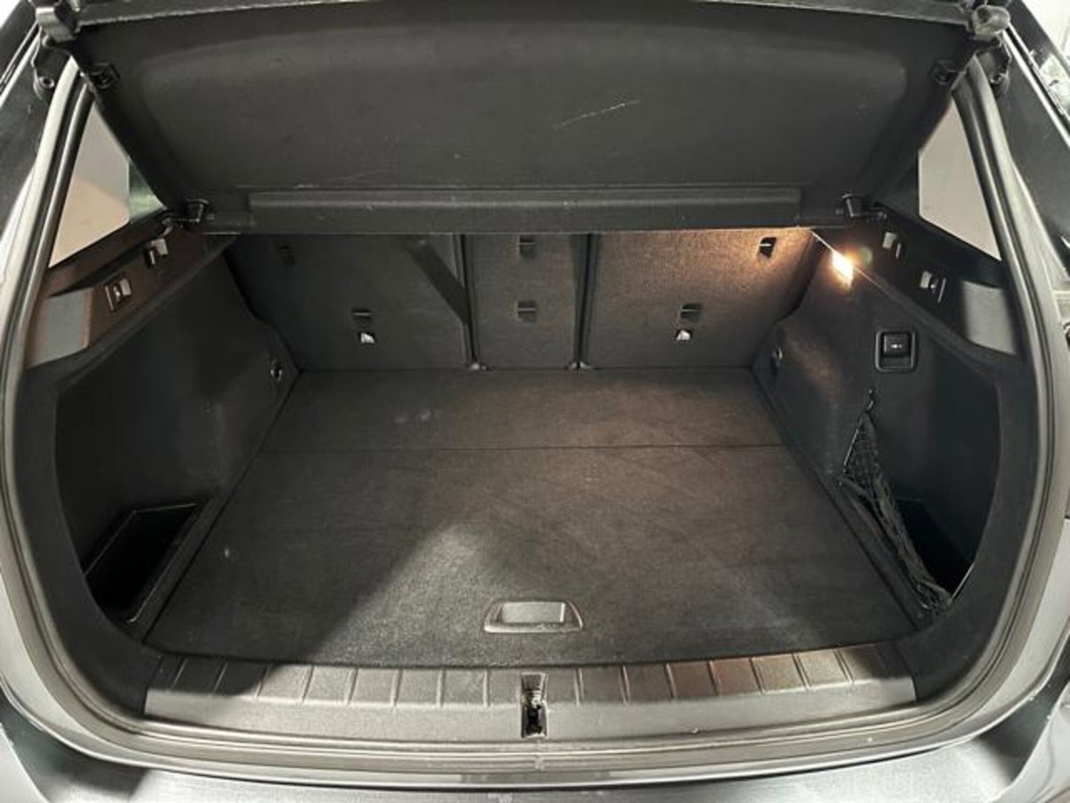 BMW X1 sDrive18d Advantage (14)